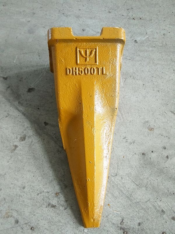 21J Daewoo Excavator Bucket Tooth Low Carbon Alloy Steel Digging Equipment Part Tooth